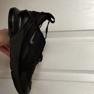 Black Nike Air Max 270. Like new condition.